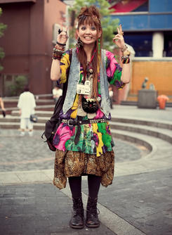 Fashion Victim Alert- How NOT to Look Like A Wackadoodle, Freakazoid Fashionista and Get Some Personal Style Fashion Victim Alert- How NOT to Look Like A Wackadoodle, Freakazoid Fashionista and Get Some Personal Style