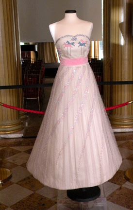 Fernanda Gattinoni for Audrey Hepburn in Fernanda Gattinoni for Audrey Hepburn in
