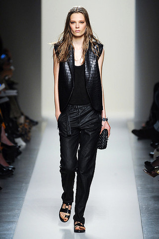 Bottega Veneta Spring 2011 catwalk Bottega Veneta Spring 2011 catwalk