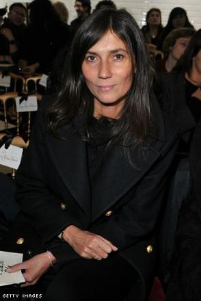 Emmanuelle Alt attends the Jean-Paul Gaultier show as part of the Paris Haute Couture Fashion Week Spring/Summer 2011 Emmanuelle Alt attends the Jean-Paul Gaultier show as part of the Paris Haute Couture Fashion Week Spring/Summer 2011
