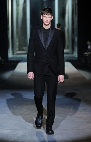 Roberto Cavalli - Fall / Winter 2010 Milan Roberto Cavalli - Fall / Winter 2010 Milan
