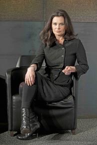 Jane Badler at the "V" Season 2 Photocall in Madrid Jane Badler at the "V" Season 2 Photocall in Madrid