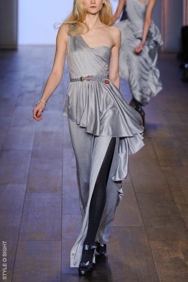 Tommy Hilfiger gown Tommy Hilfiger gown