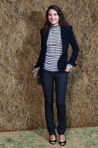 Virginie Ledoyen in the right structured blazer Virginie Ledoyen in the right structured blazer