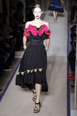 Yves Saint Laurent - Spring 2011 Yves Saint Laurent - Spring 2011